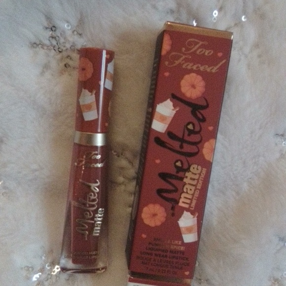 🍁Too Faced Cosmetics "Pumpkin Spiced Latte" Meled Matte Lipstick ( L. E.) - Picture 2 of 5
